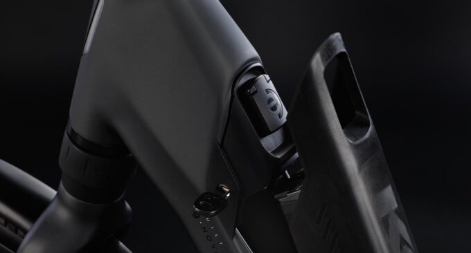 Koga-Evia-Pro-Off-Black-PT-Lady-PowerTube-625-Wh-e-Bike-Pedelec-Tiefeinsteiger-tiefer-Einstieg-Bosch-Mittelmotor-Fahrrad-Ostfriesland-Emsland-Oldenburg-Zweiradladen-Aurich-4