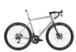Van-Nicolas-Zephyr-M-54-Titan-Rennrad-Custombike-Shimano-Dura-Ace-di2-Carbon-Laufradsatz-D3