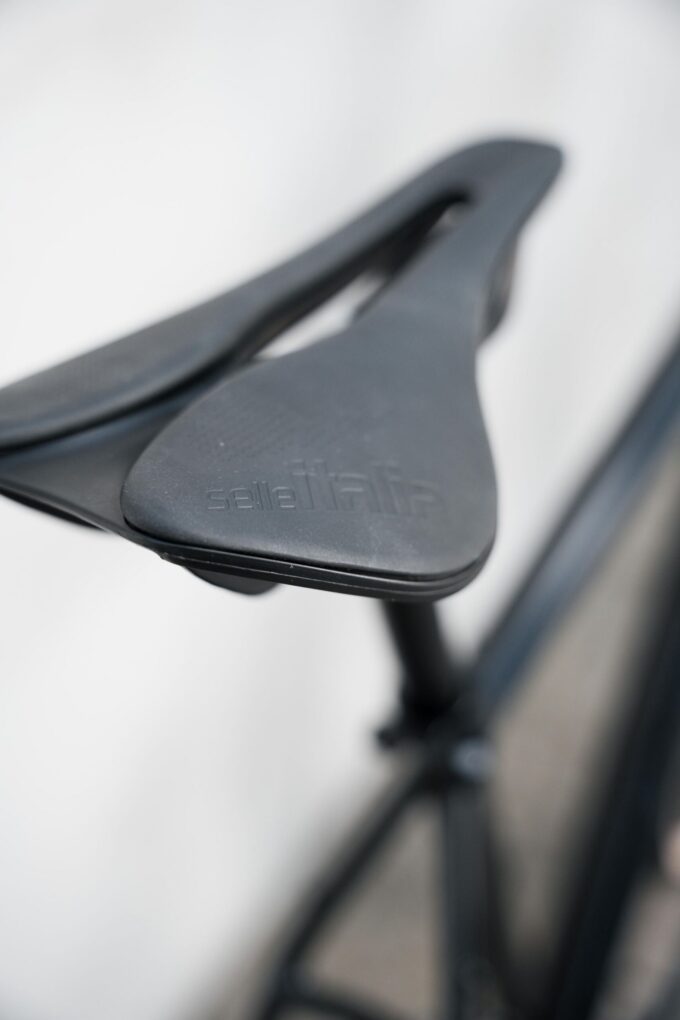 SBIKECRID015_image5_2048x