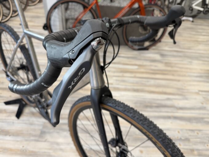 Van-Nicholas-Rowtag-M-54-Titan-Gravelbike-Zweiradladen-Aurich-Ostfriesland_0870